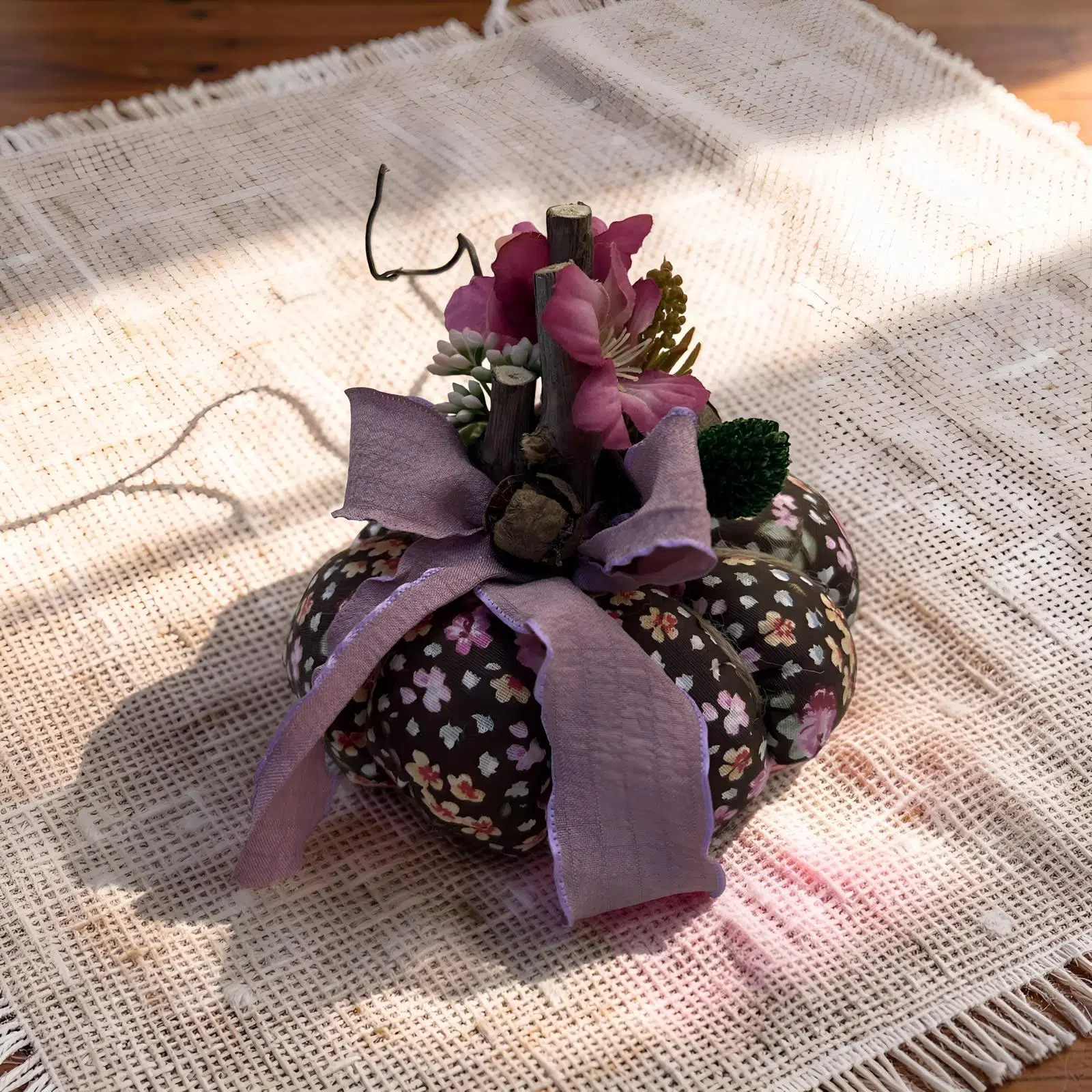 Romantik Vintage Bez Kabak Masa Ortası Çiçeği Dekoratif Yapay Çiçek Aranjmanı