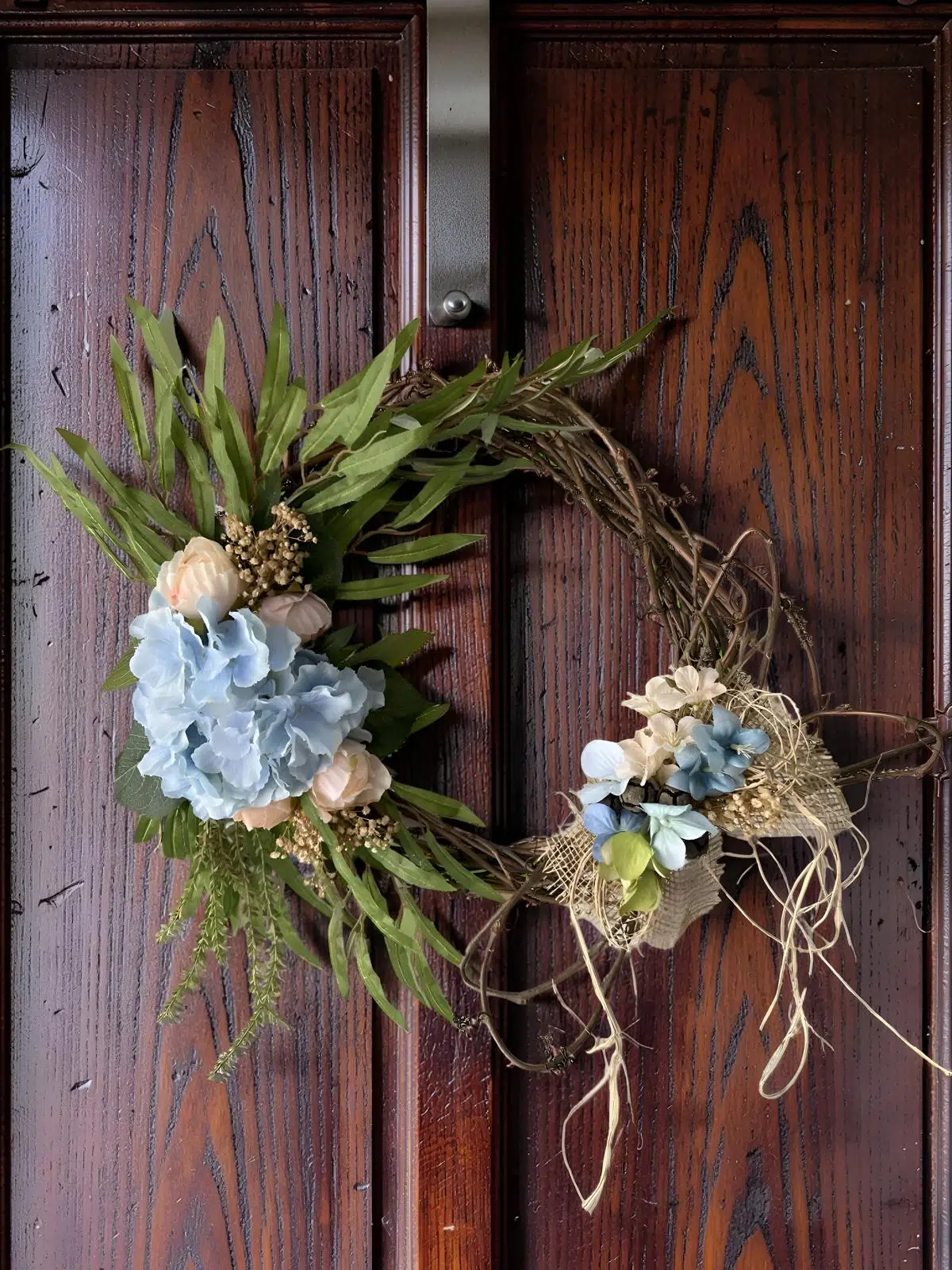 Rustik Doğal Dal Kapı Süsü Mavi Ortanca Çiçekli Dekoratif Kapı Süsü