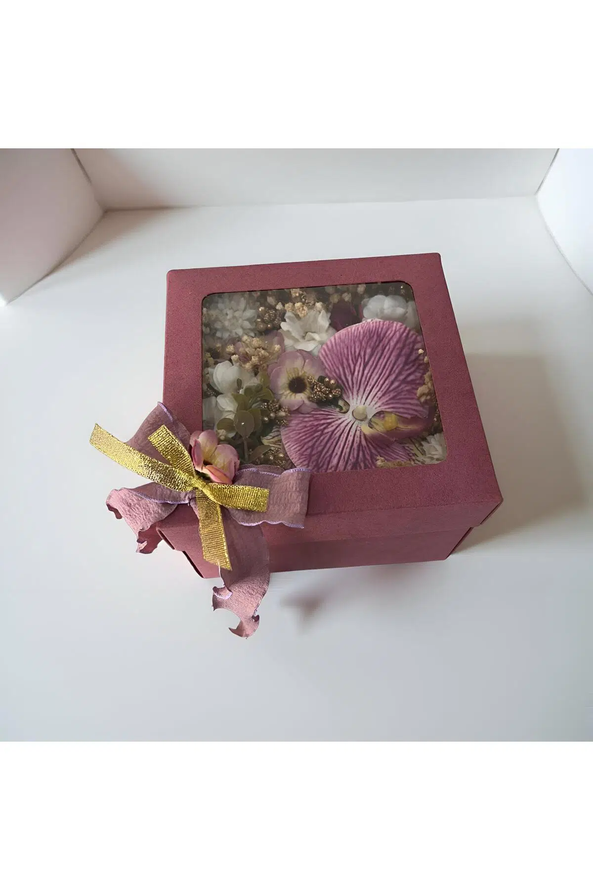 Sevgililer Günü Özel Orkide Detaylı Premium Çiçek Tasarımlı Hediye Kutusu